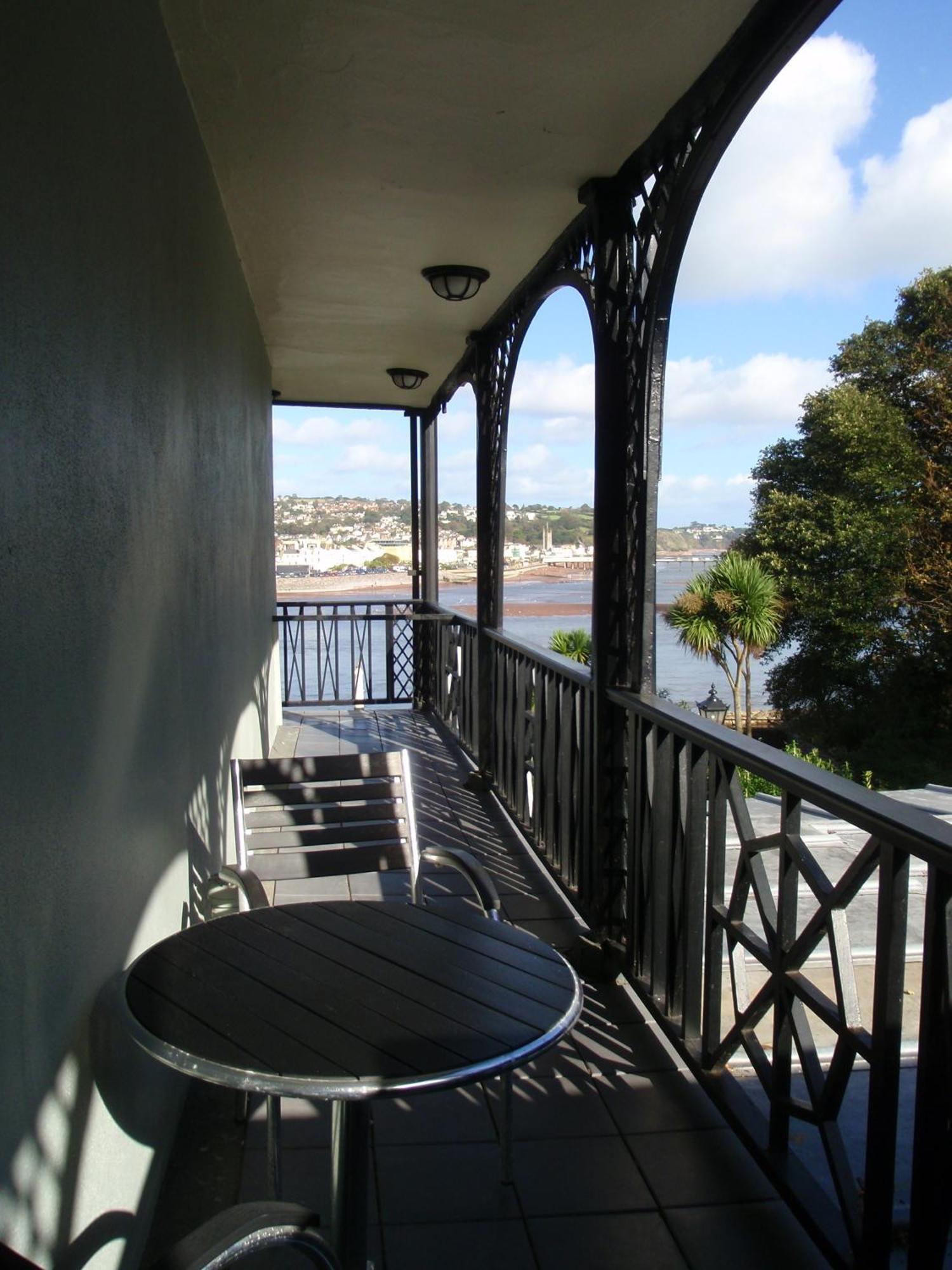 The Ness Bed and Breakfast Teignmouth Exteriör bild